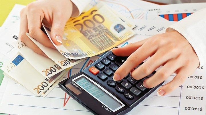 Ασφαλιστικό χαράτσι 48,9% για 70.000 ελεύθερους επαγγελματίες